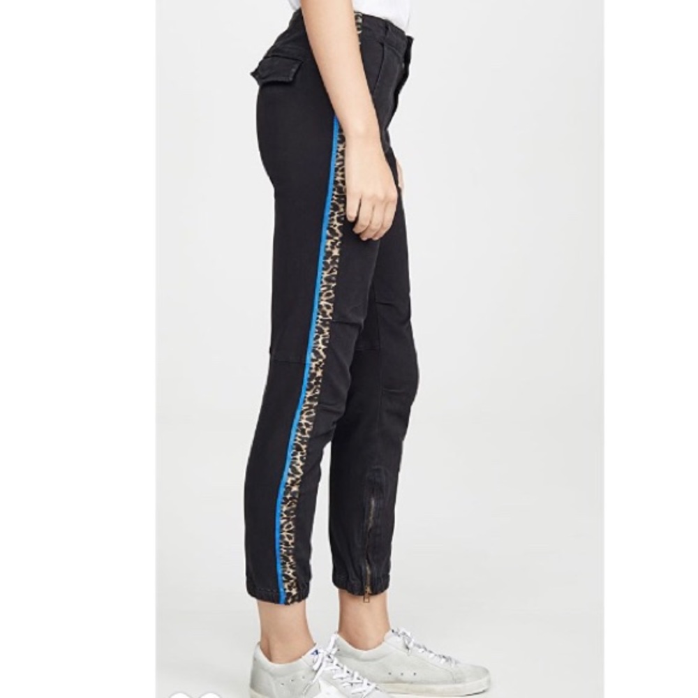 Pam & Gela Elastic Cargo Zipper Leopard Jogger - Picture 3 of 11